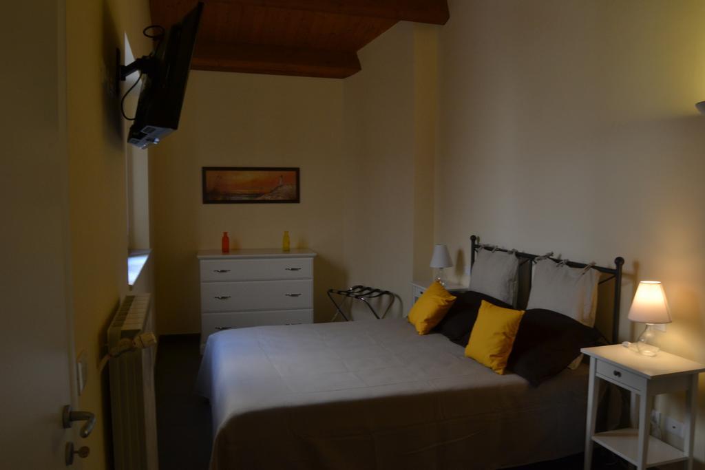 I Fiori Di Olga Bed and Breakfast Παλέρμο Δωμάτιο φωτογραφία
